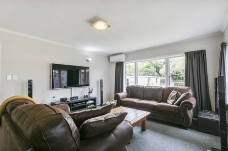 Photo of property in 4 Coast Road, Wainuiomata, Lower Hutt, 5014