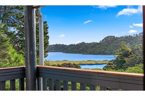 Photo of property in 61 Pemberton Avenue, Bayview, Auckland, 0629
