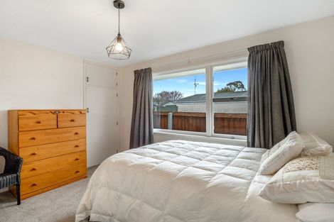 Photo of property in 5 Dellow Place, Spreydon, Christchurch, 8024