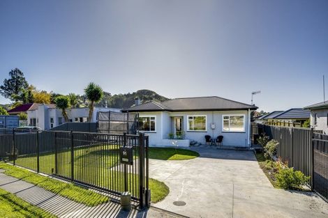 Photo of property in 91 Puketapu Road, Taradale, Napier, 4112