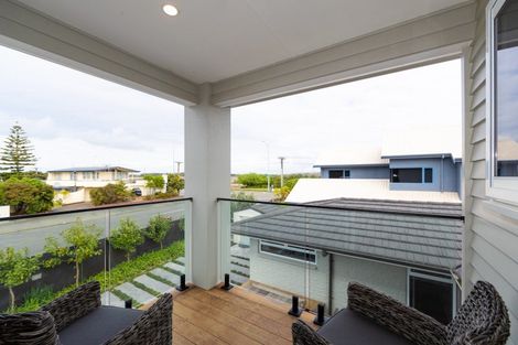 Photo of property in 1 Alfred Street, Westshore, Napier, 4110