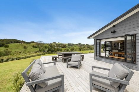 Photo of property in 525 Valley Road, Kaiwaka, 0573