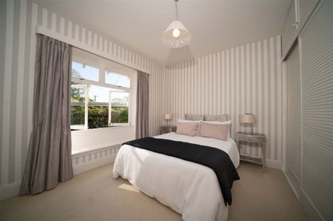 Photo of property in 65a Dyers Pass Road, Cashmere, Christchurch, 8022