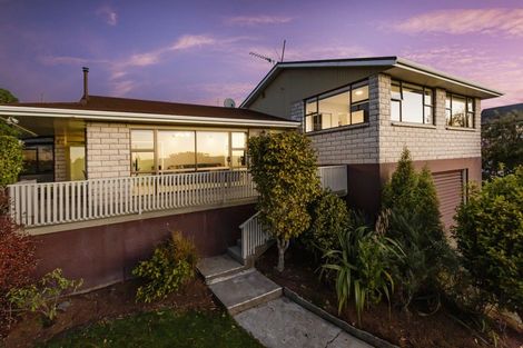 Photo of property in 33 Gebbie Street, Kinmont Park, Mosgiel, 9024