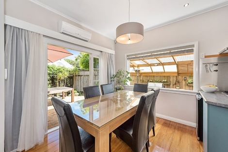 Photo of property in 7 Young Street, Claudelands, Hamilton, 3214