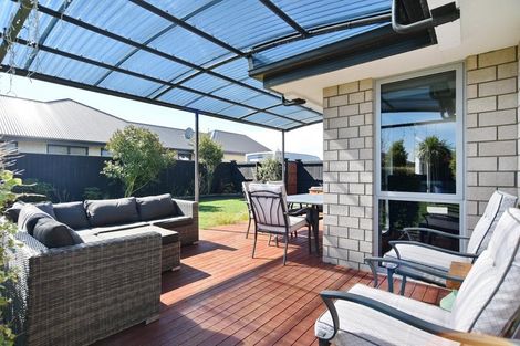 Photo of property in 49 Sequoia Way, Rangiora, 7400