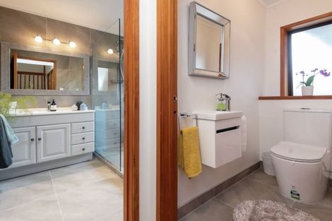 Photo of property in 36 Galloway Crescent, Farm Cove, Auckland, 2012