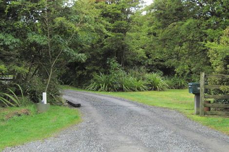Photo of property in 48 Awarua Road, Otatara, Invercargill, 9879