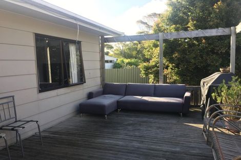 Photo of property in 2/27 Reelick Avenue, Pakuranga Heights, Auckland, 2010