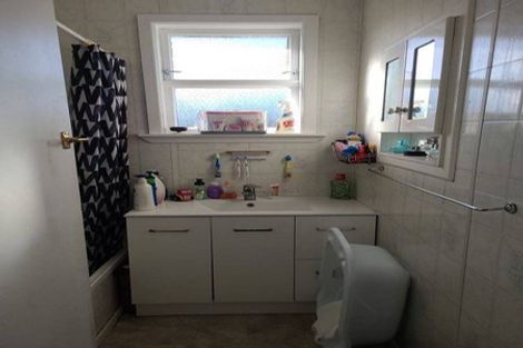 Photo of property in 5 Turner Drive, Western Heights, Rotorua, 3015