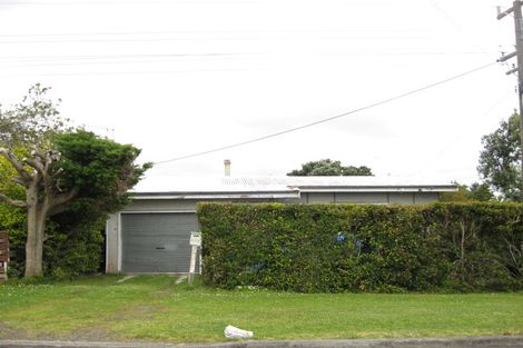 Photo of property in 1434 Whangaparaoa Road, Army Bay, Whangaparaoa, 0930