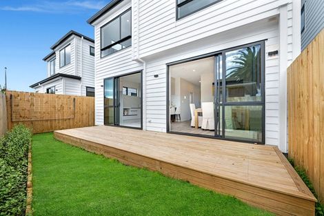 Photo of property in 23b Studfall Street, Pakuranga Heights, Auckland, 2010