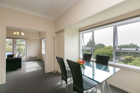 Photo of property in 5 Pendarves Street, New Plymouth, 4310