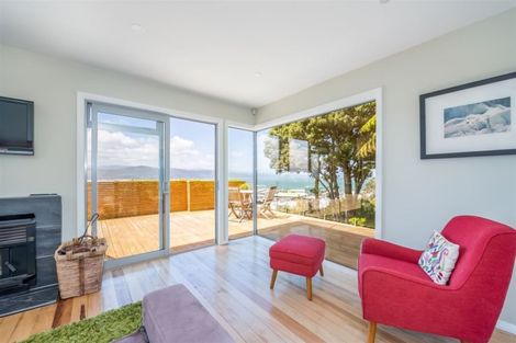 Photo of property in 19 London Road, Korokoro, Lower Hutt, 5012