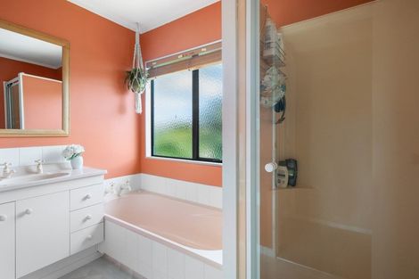 Photo of property in 5 Finlowe Way, Otumoetai, Tauranga, 3110