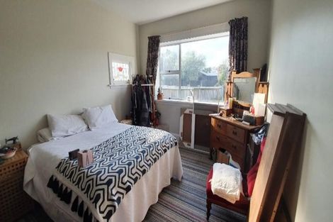 Photo of property in 17 Ensors Road, Opawa, Christchurch, 8023