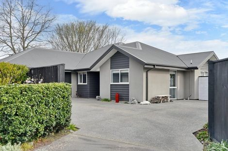 Photo of property in 25a Epsom Drive, Rangiora, 7400