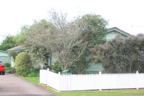 Photo of property in 24 Elmwood Crescent, Pukete, Hamilton, 3200
