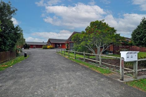 Photo of property in 2/288 Queen Street, Pukekohe, 2120