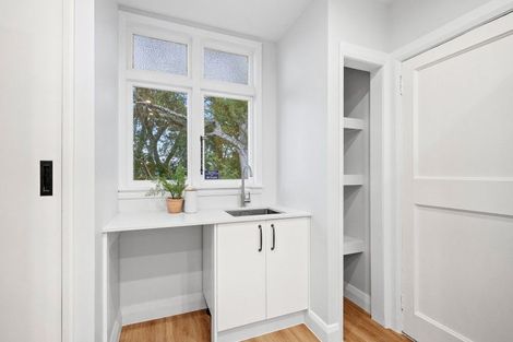 Photo of property in 7 Homebush Road, Khandallah, Wellington, 6035