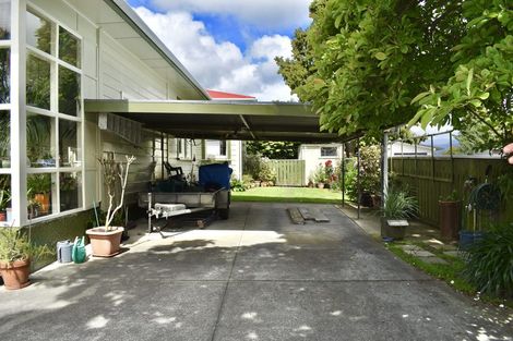Photo of property in 27 Chester Street, Levin, 5510