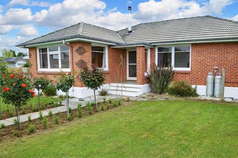 Photo of property in 1 Campbell Street, Geraldine, 7930