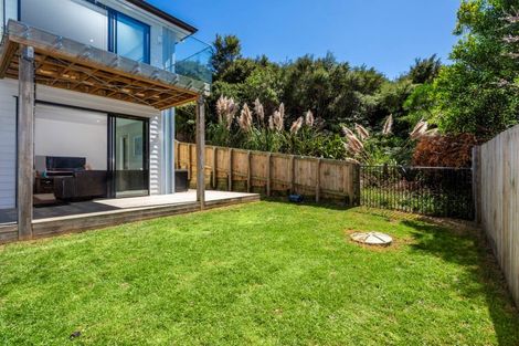 Photo of property in 10 Awaiti Way, Orewa, 0931