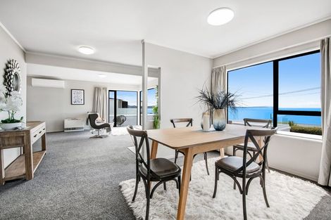 Photo of property in 1/6 Duncansby Road, Stanmore Bay, Whangaparaoa, 0932