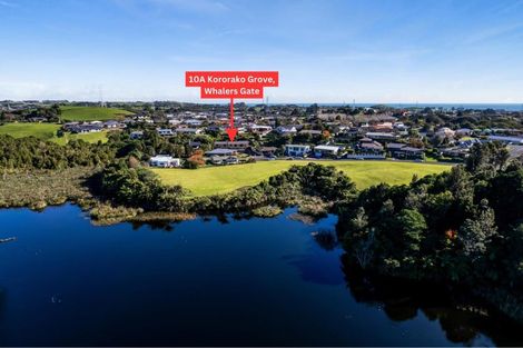 Photo of property in 10a Kororako Grove, Whalers Gate, New Plymouth, 4310