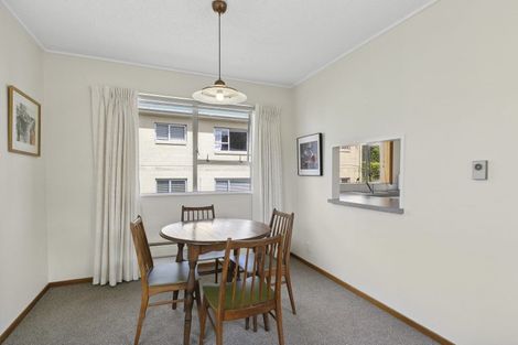 Photo of property in 2/39 Waipapa Road, Hataitai, Wellington, 6021