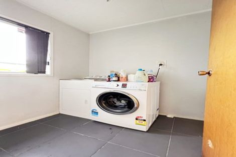 Photo of property in 13 Sikkim Crescent, Clover Park, Auckland, 2019