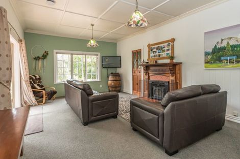 Photo of property in 10 Miller Street, Otane, 4202