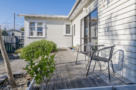 Photo of property in 4 Reeve Street, Levin, 5510