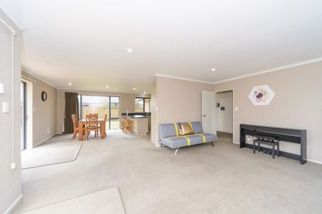 Photo of property in 8 Nevada Way, Kelvin Grove, Palmerston North, 4414