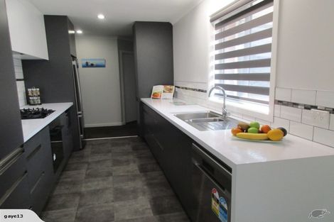 Photo of property in 11 Lithgow Drive, Otamatea, Whanganui, 4500