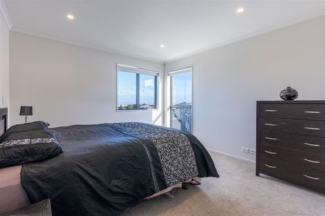 Photo of property in 37 Matairangi Avenue, Totara Heights, Auckland, 2105