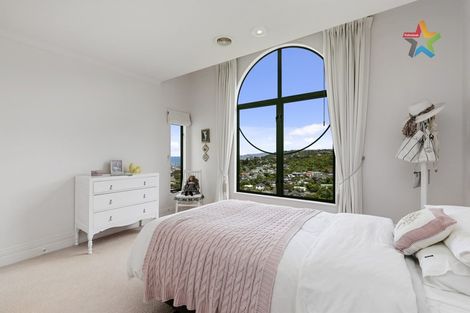 Photo of property in 95 Viewmont Drive, Harbour View, Lower Hutt, 5010