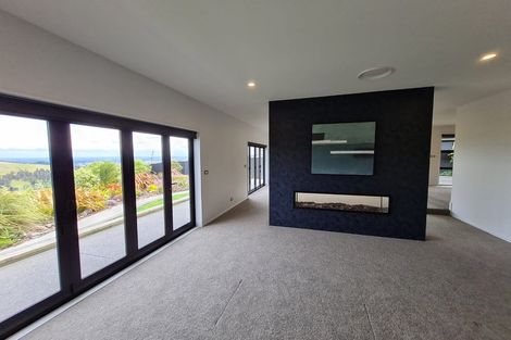 Photo of property in 152 Penruddock Rise, Westmorland, Christchurch, 8025