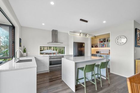 Photo of property in 225d Amreins Road, Taupaki, 0782