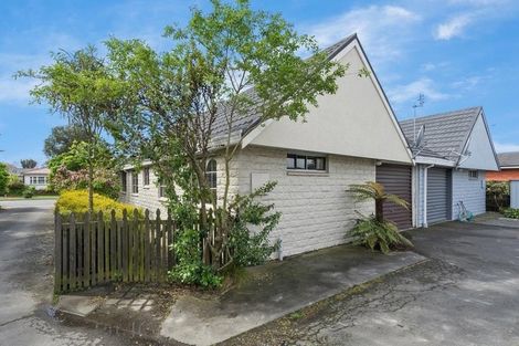 Photo of property in 2/5 Rata Street, Riccarton, Christchurch, 8041