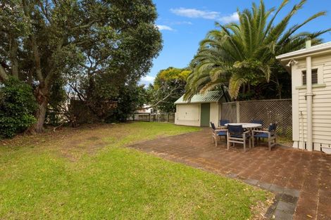 Photo of property in 18 The Mall, Mount Maunganui, 3116