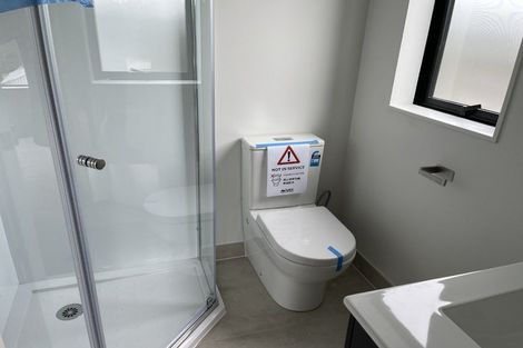 Photo of property in 4/535 Swanson Road, Ranui, Auckland, 0612