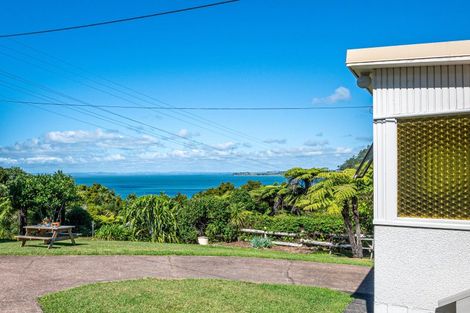 Photo of property in 69 Cornwallis Road, Cornwallis, Auckland, 0604