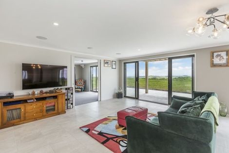 Photo of property in 304 Mainland Road, Kaipara Flats, Warkworth, 0984