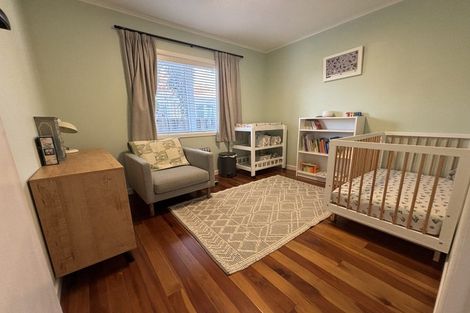 Photo of property in 16 Taikata Road, Te Atatu Peninsula, Auckland, 0610