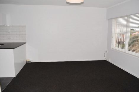 Photo of property in 2/16 Church Street, Devonport, Auckland, 0624