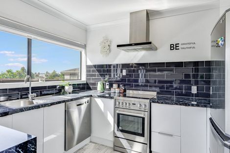 Photo of property in 28 Glamis Avenue, Dinsdale, Hamilton, 3204