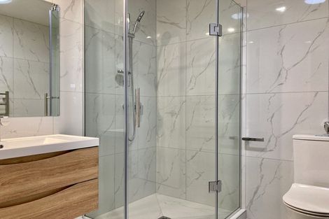 Photo of property in 15a Garelja Road, Henderson, Auckland, 0612