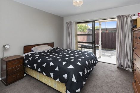 Photo of property in 1/10 Parr Place, Ilam, Christchurch, 8041