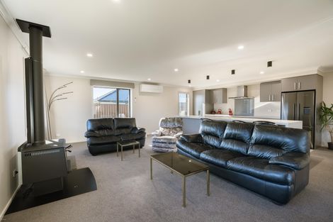 Photo of property in 8 Birch Hill Drive, Twizel, 7901